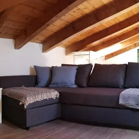 Vakantiehuis Bertacchi - Inside And Out Como