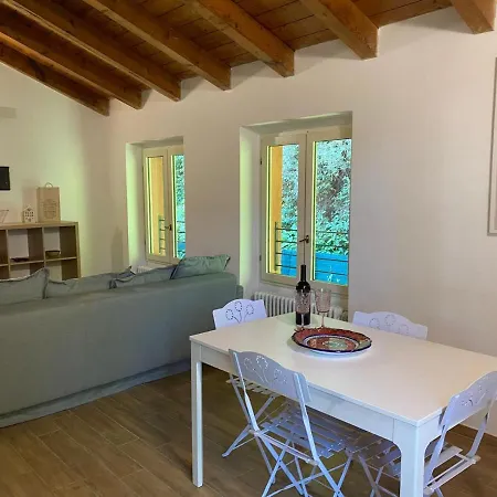 Vakantiehuis Bertacchi - Inside And Out *