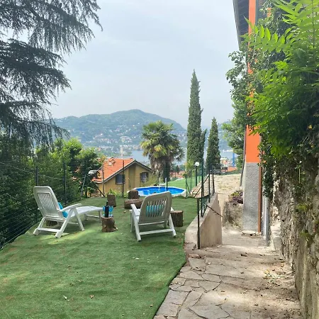 Bertacchi - Inside And Out Vakantiehuis