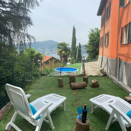 Bertacchi - Inside And Out Vakantiehuis Como
