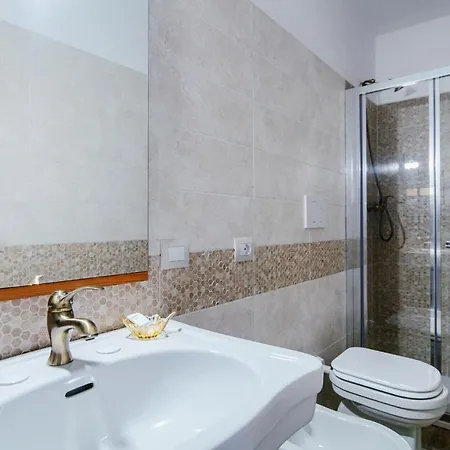 Bertacchi - Inside And Out Holiday home Como